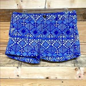 American Eagle Outfitters size 6 Midi Chino Mid-rise Blue &White Geometric Short